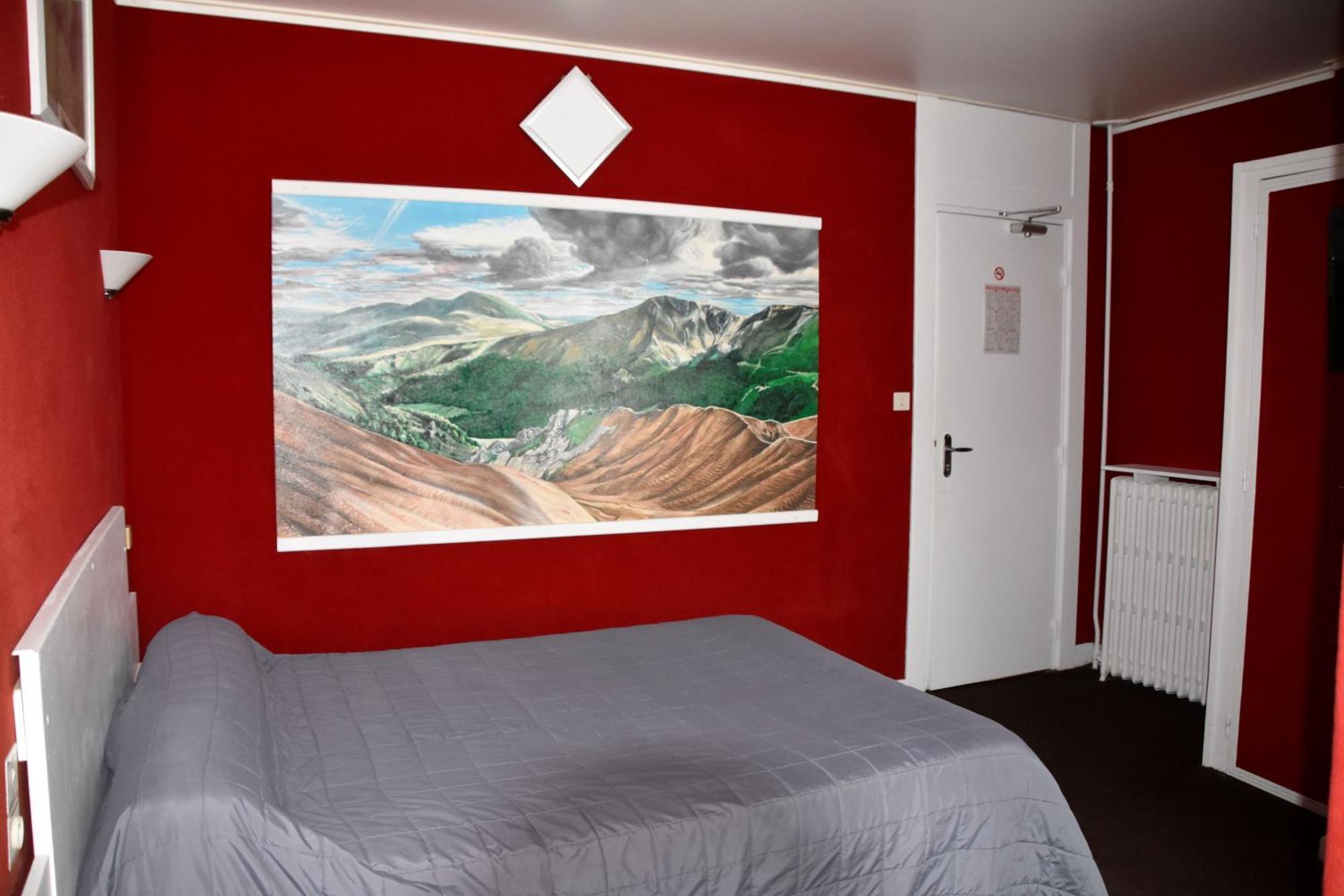 Le Rider Hotel Bort-les-Orgues Buitenkant foto