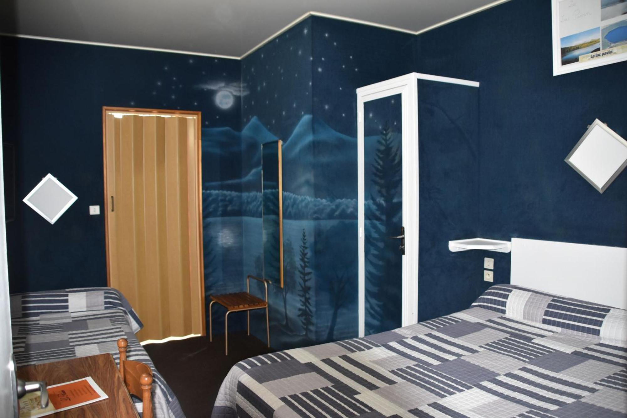 Le Rider Hotel Bort-les-Orgues Buitenkant foto